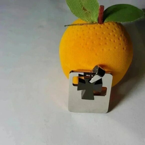 Best grad gift everLovely cross pendants - Picture 3 of 9